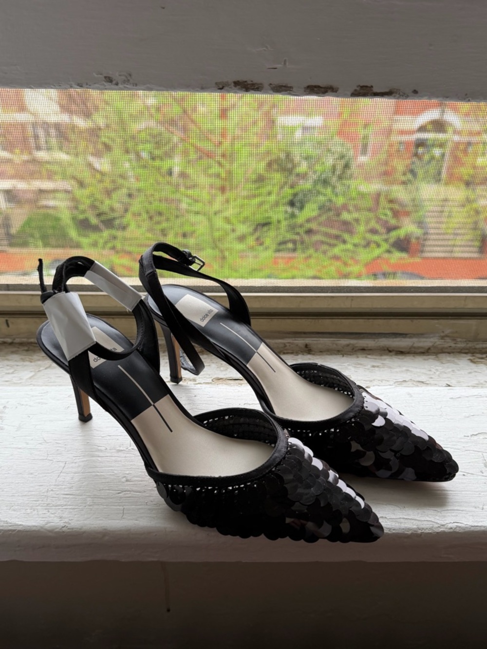 Women’s NWT Dolce Vita Elizza Confetti Black (7)